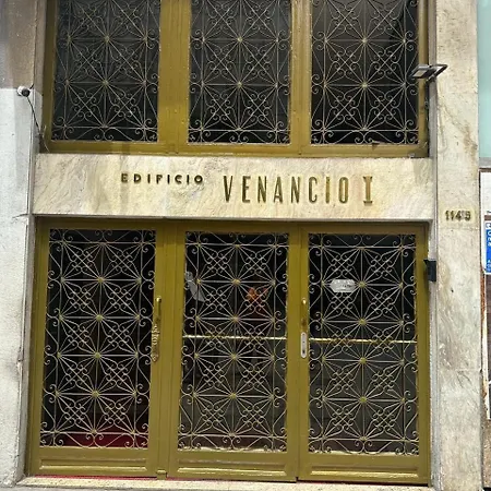 Acolhedor apartamento na quadra da praia-2